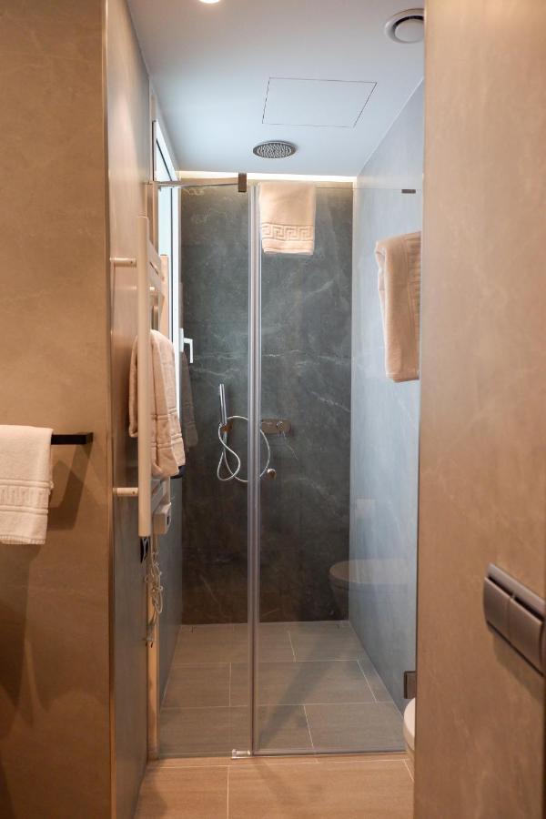 Penthouse Apartment,1096652625:JPEG