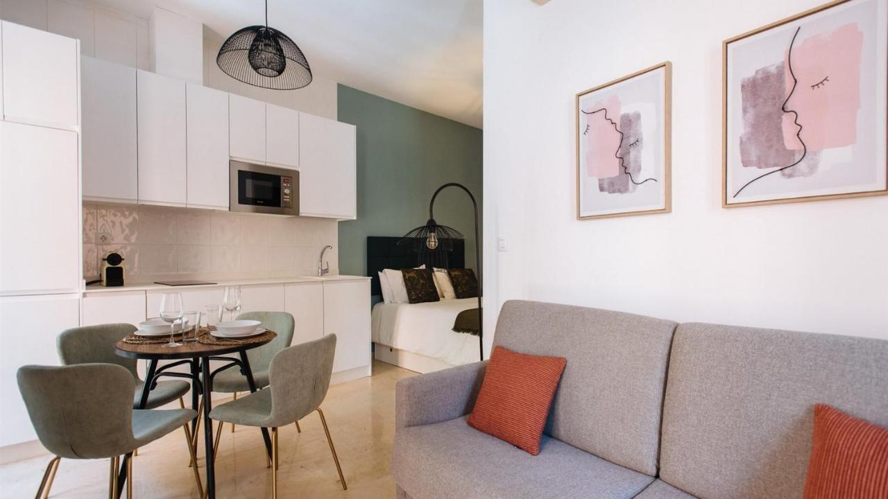 Apartamento con balcón