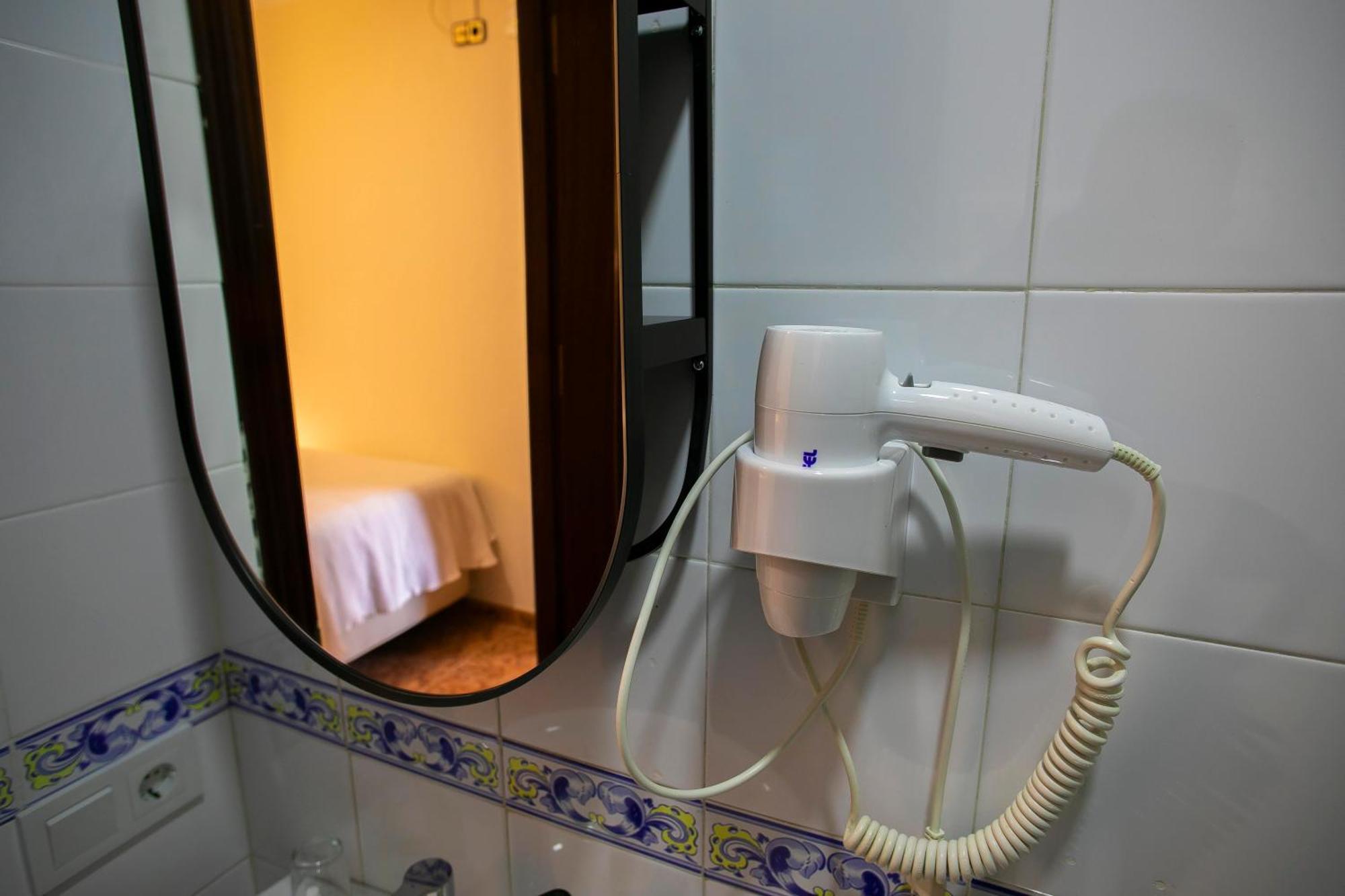 Habitación Individual Económica