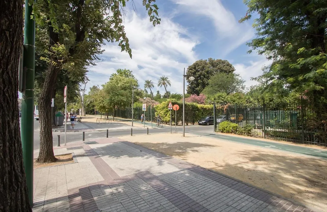 Alkazar Gardens Old Town 6 Pax-1