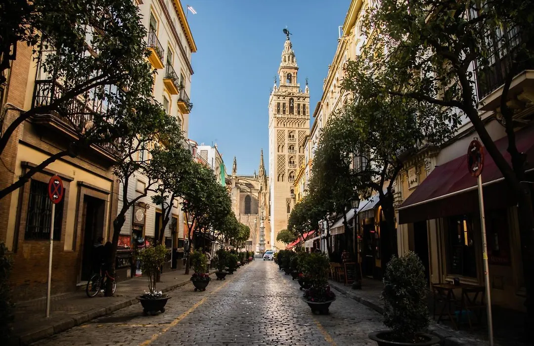 Rodrigo De Triana Courtyard By Valcambre-1