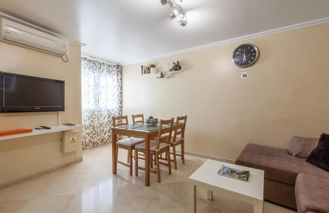 Acogedor Apartamento junto a la Plaza del Salvador-1