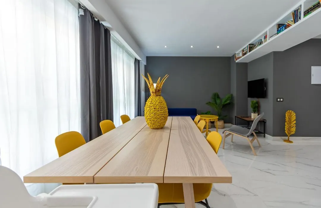 Lujan Deluxe Suites By Valcambre-1