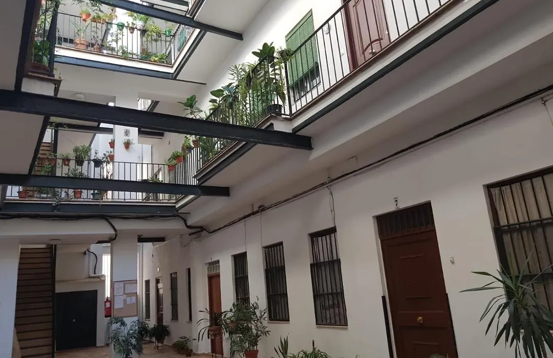 Ideal Apartamento Tipo Loft en Triana Sevilla Wifi-1