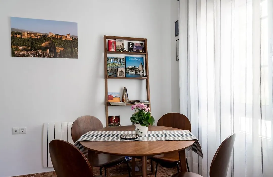Anna Triana Boutique Apartament-1