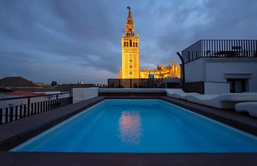 Giralda Sevilla Apartment-1