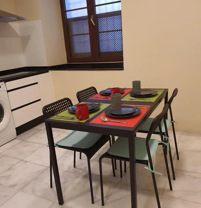 Habitaciones Casa Sevillana Centro-1