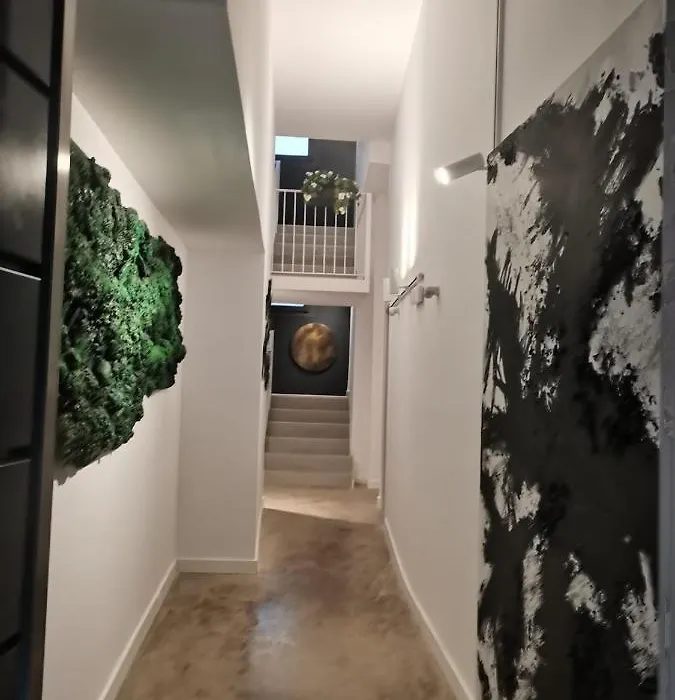 Giralda Modern & Luxury-1