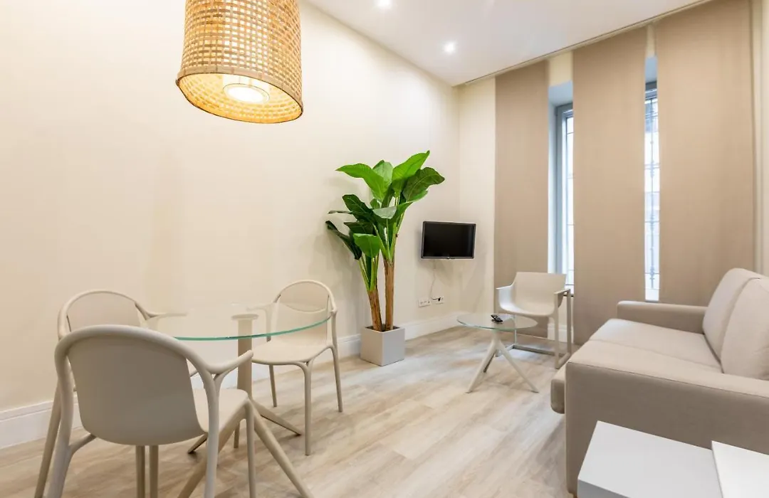 Kayser Premium Suites-1
