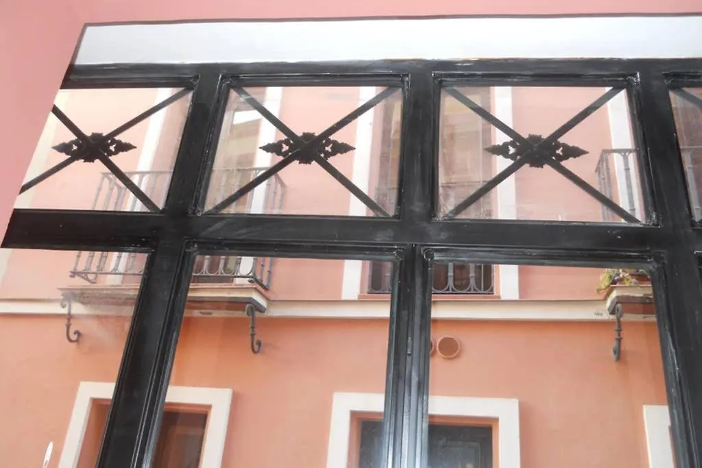 Cheap & Chic In The Center Of Sevilla-1