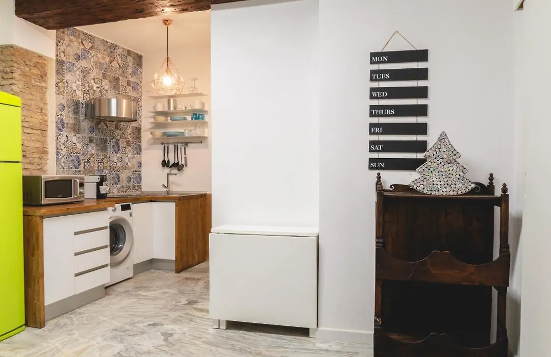 Apartment Seville in Alameda de Hércules San Lorenzo-1