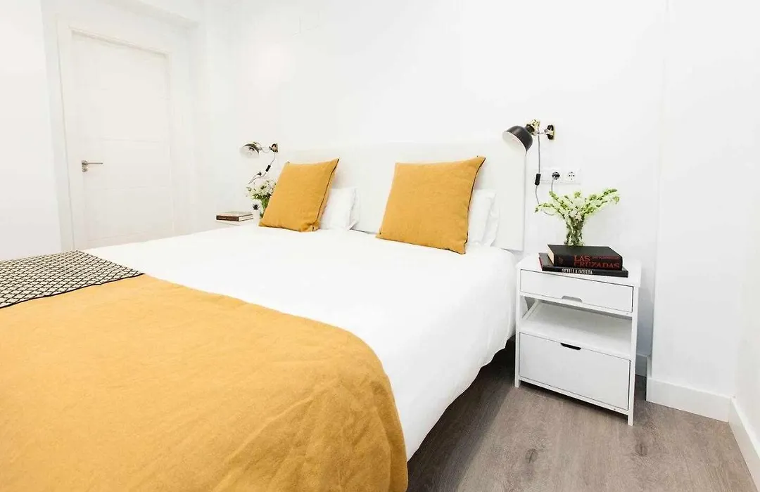 Isg Apartments Downtown Family Haven Free Parking Spot-1