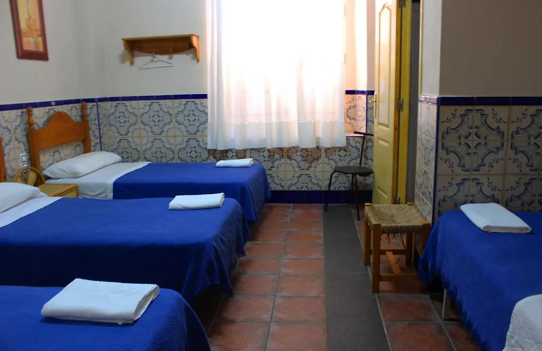 Pension Lisdos-1