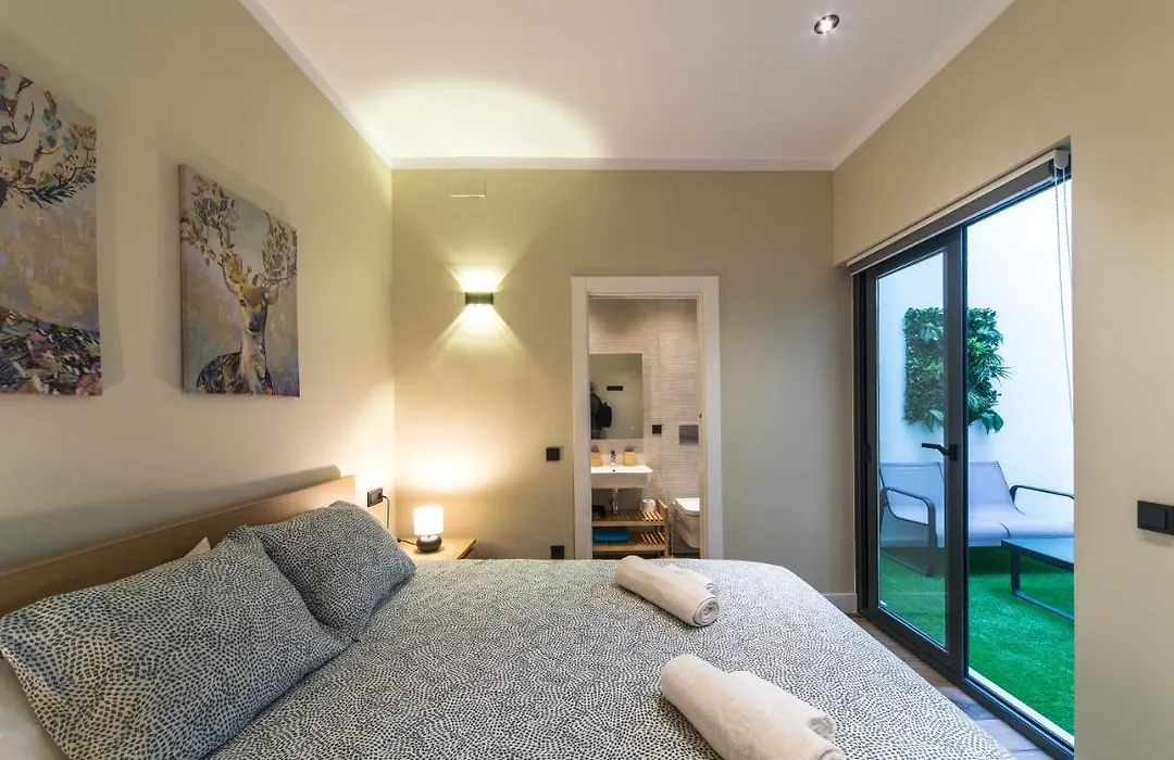 Seville Luxury Downtown Suite.-1