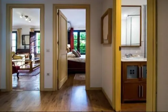 Apartamento De Dos Dormitorios En Plaza Alfaro-1