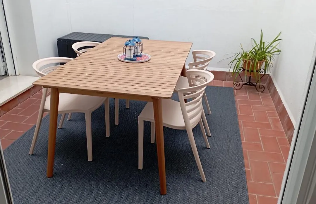 Apartamento en el casco antiguo en plena Alameda-1