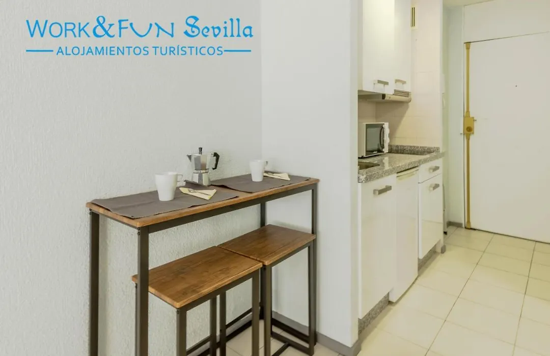 Apartamento La Campana en Centro Sevilla-1