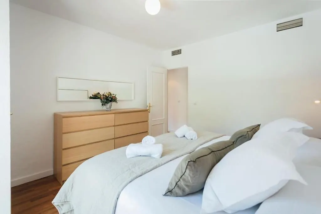 O&L Murillo Bright Apartment - Terrace & Parking-1