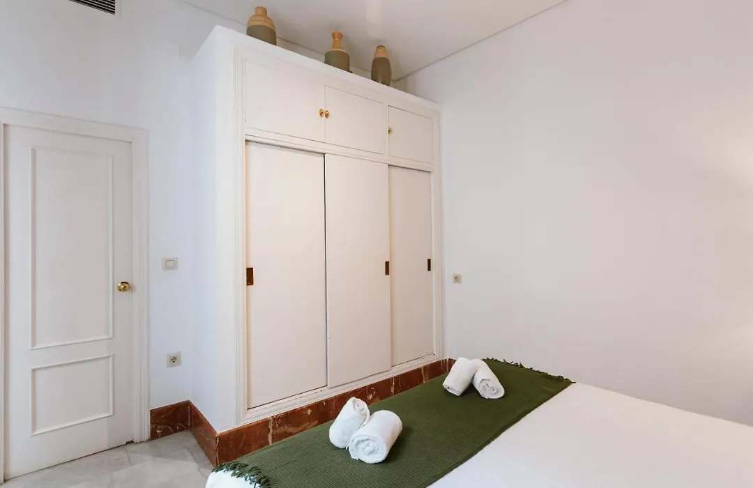 Bright And Cozy-1Bd 1Bth & 2Bd 1Bth- La Giralda-1