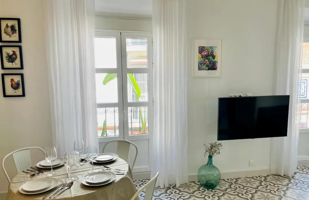 Modern Apartment In The City Centre, La Alameda-1