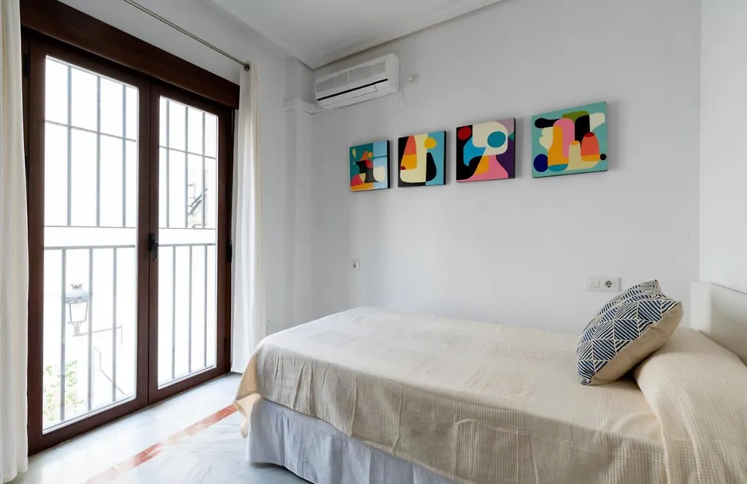 Holi-Rent Cuna-1