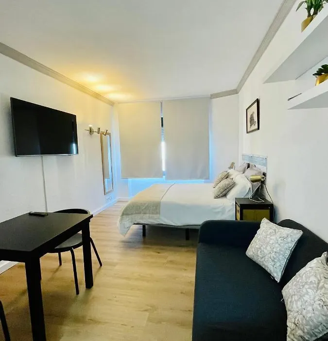Home Triana-1