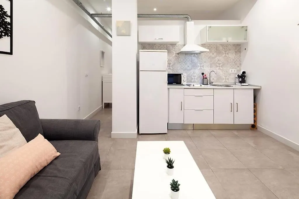 Loft Next To Calle Betis, Best Area Of Seville-Sevillarooms-1