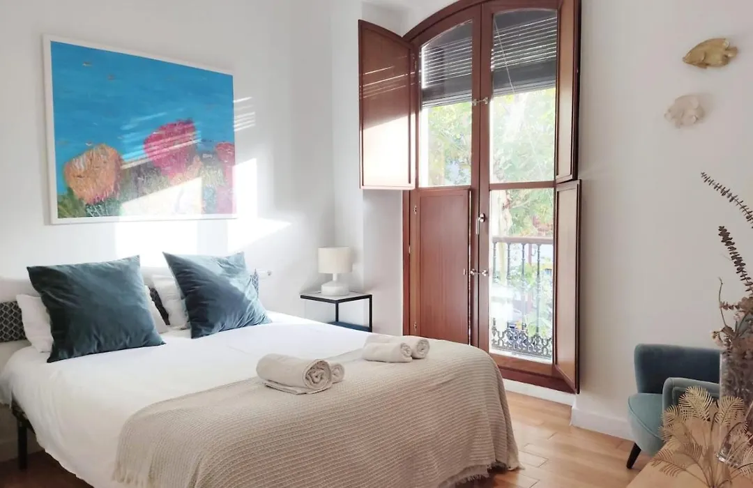 Homeyseville-Special Apartment Arenal 6 Pax, Parking Optional-1