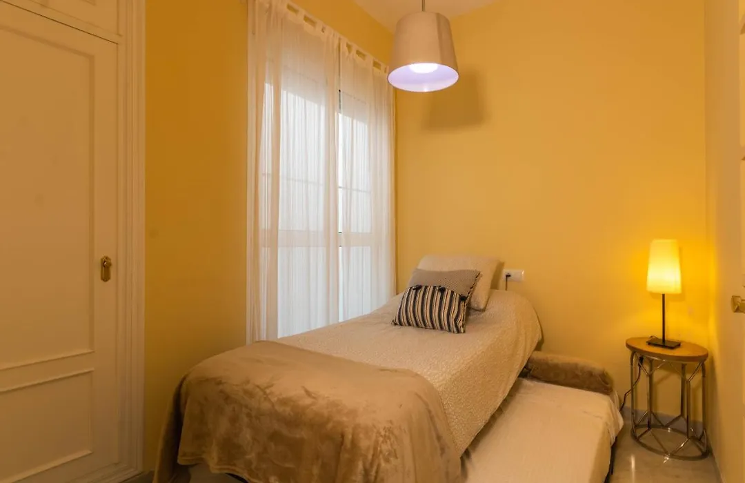 Apartamento DUX VERAGUA Centro Sevilla-1