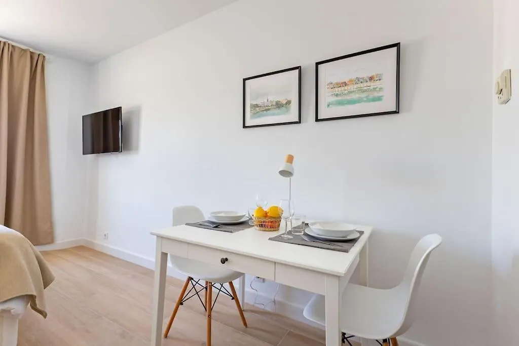 NEW Suite reformada con excelente ubicación-1