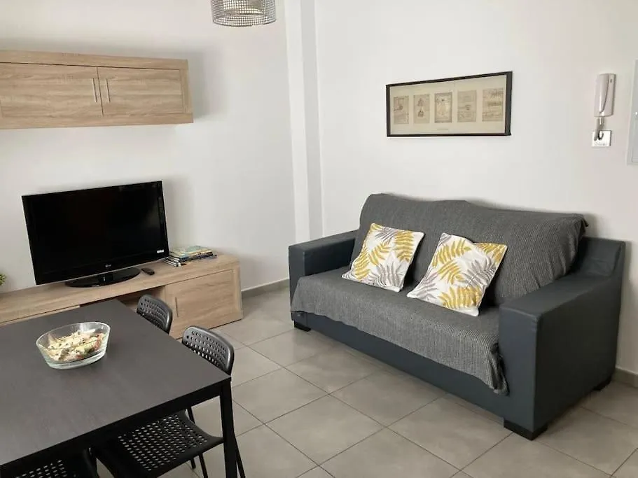 Fantástico apartamento en Triana-1