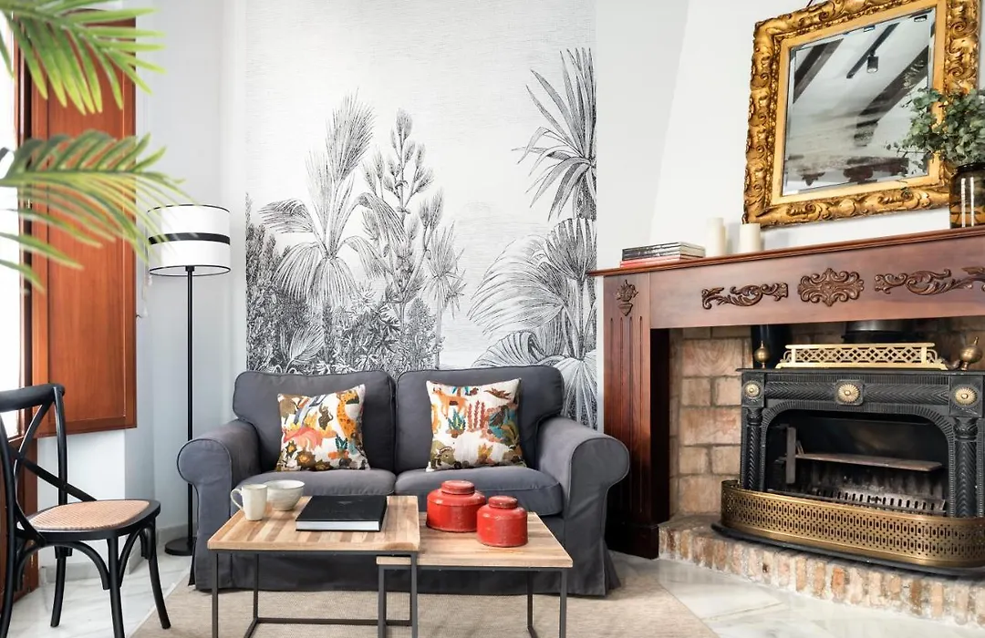 Hernando Colon Suite Apartments-1