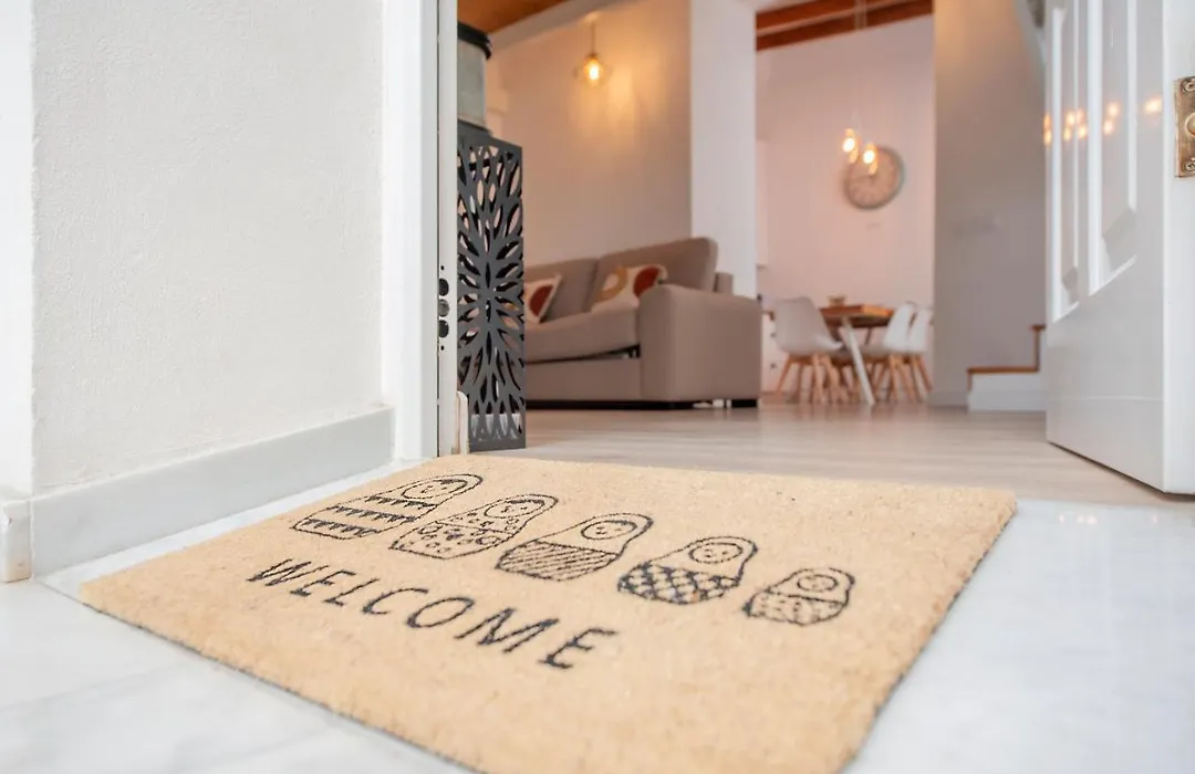 Casa Valentina II: Confort y Luz en Sevilla Centro-1
