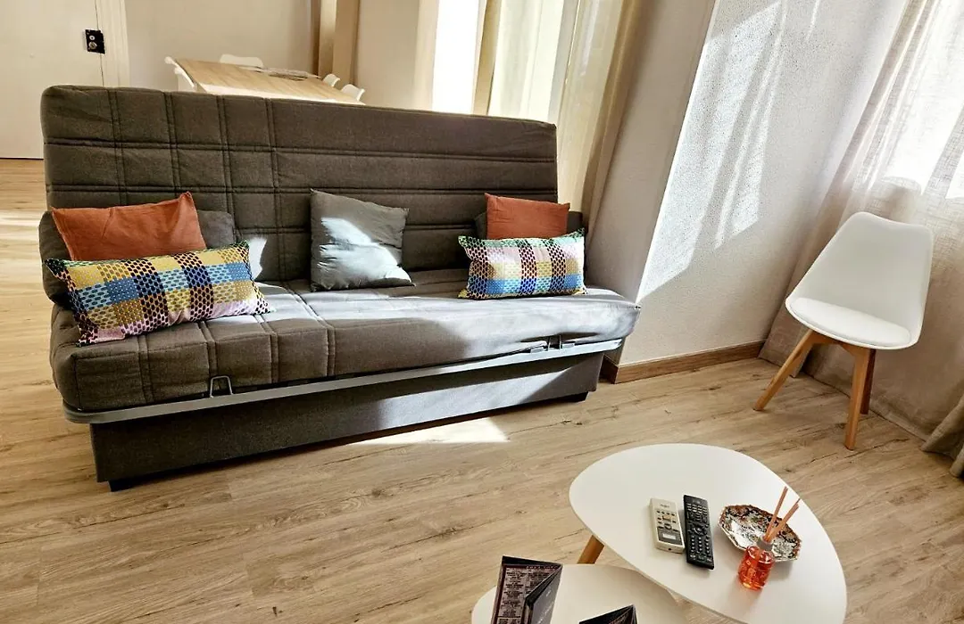 Apartamento Familiar en Triana-1
