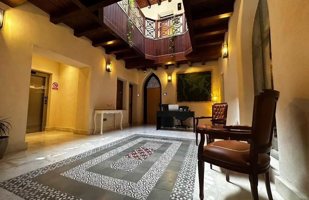 Hemd Hotels Puerta Real Boutique-1