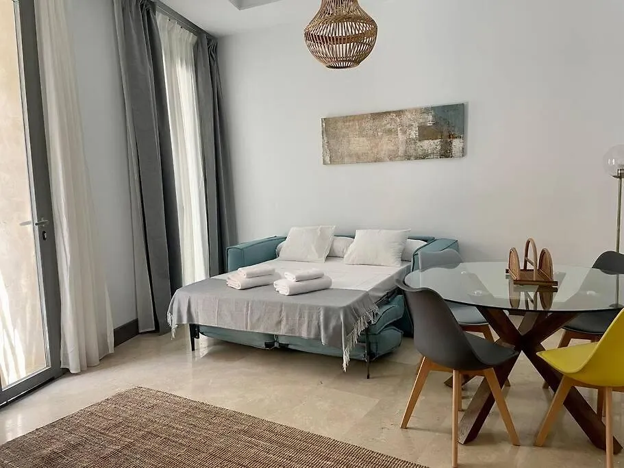 J21 Apartment By Cathedral Alcazar-1