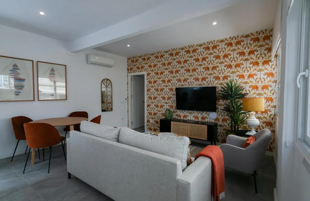 Lujoso Apartamento Con Piscina Compartida 1-1