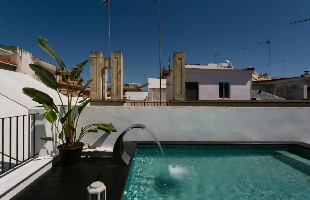 Lujoso apartamento con piscina compartida 3-1