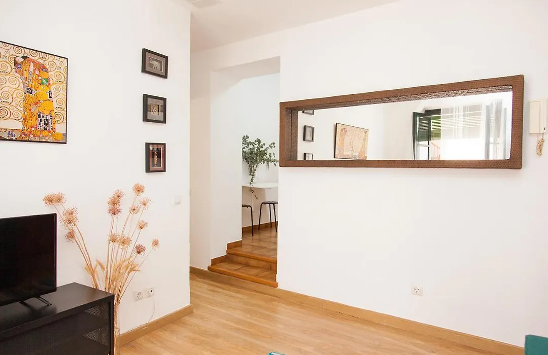 Gotoseville Sierpes Suite-1