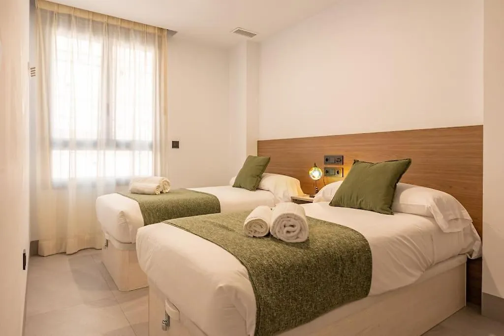 Bajeles City Center Deluxe-1