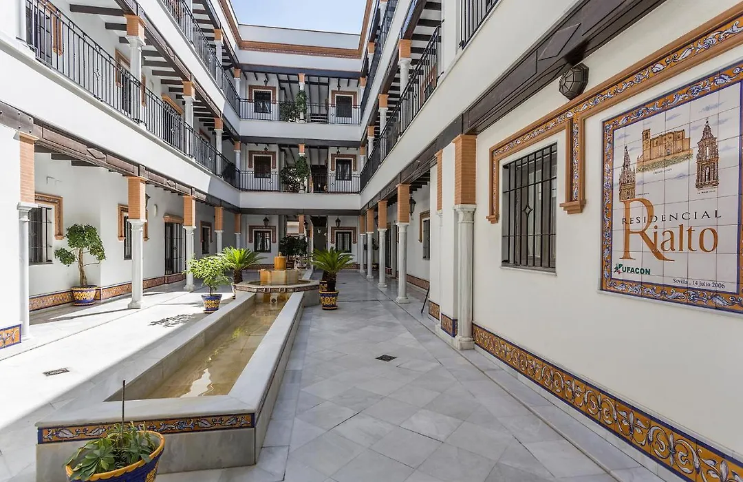 Santa Catalina Patio Andaluz Moderno-1