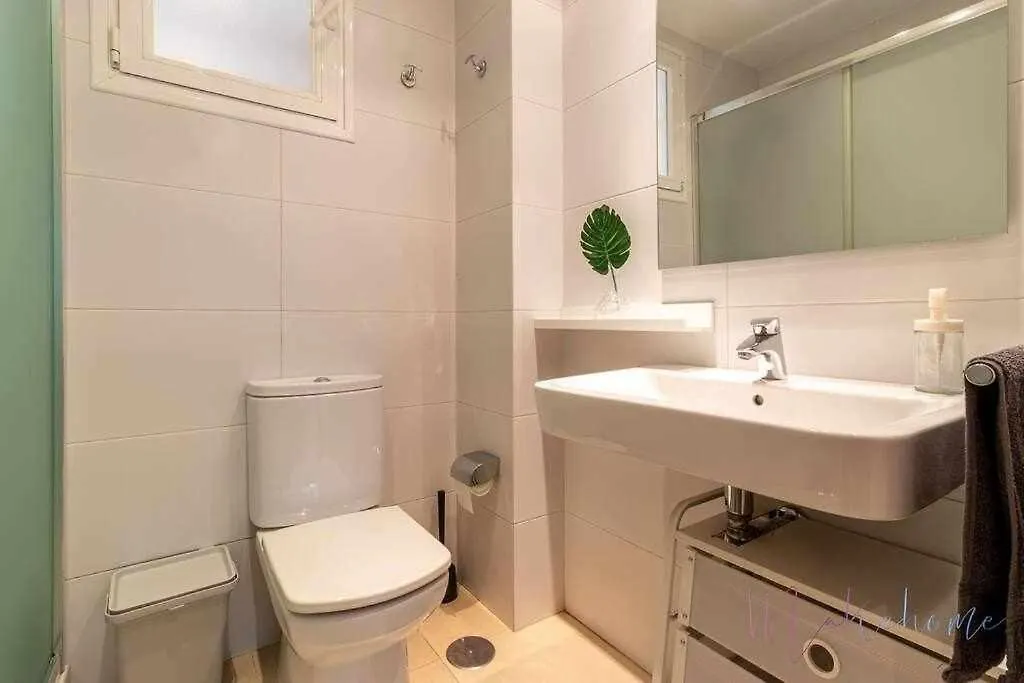 Apartamento 4 en Estadio Sevilla 8 plazas y metro-1