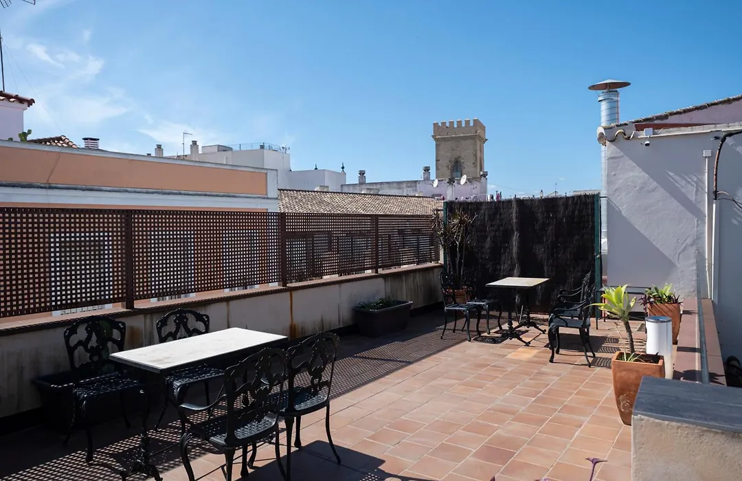 Apartamento con encanto en patio sevillano (204)-1