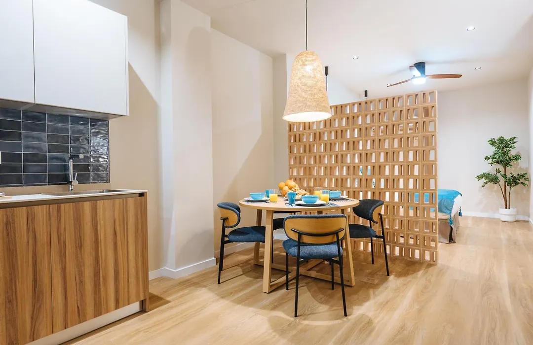 New Hostly Alameda Apartments-1