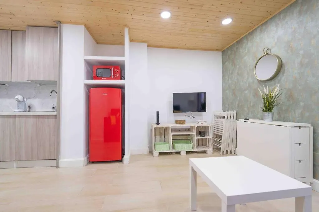 Apartamento en la mejor zona de Triana, junto al puente-1