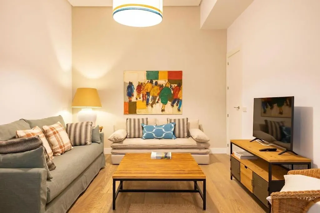 Angeles Deluxe Suite By Valcambre-1