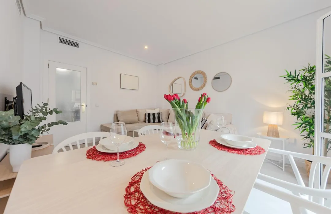 ISG Apartments Bécquer Free Parking inside the building-1
