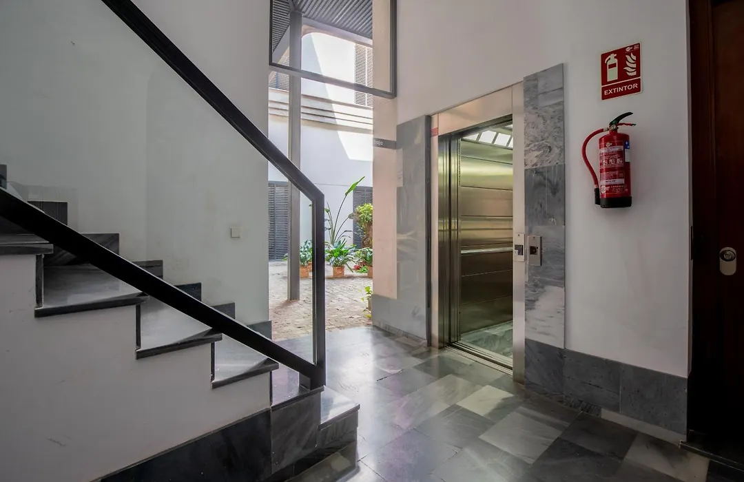 RY Aparcamiento Incluido Junto a Catedral Ideal parejas-1