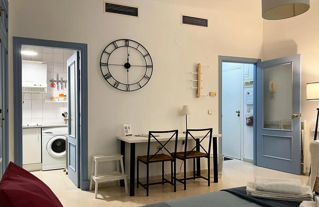 Estudio Suite San Vicente - Aloha Sevilla-1
