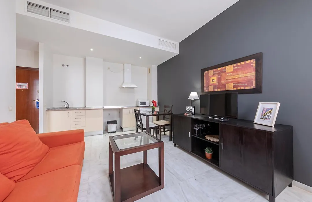 SevillaHome-Apartamento complejo piscina parking-1
